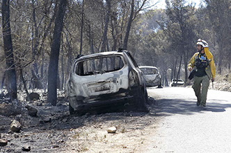 Benirras Beach in flames