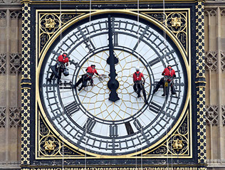 Specialist cleaners abseil off Parliament to begin a five-day deep clean of Big Ben