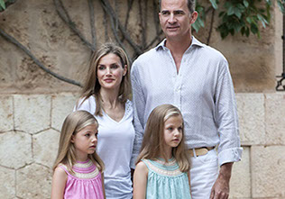 King Felipe VI, Queen Letizia, Princess Sofia and Princess Leonor 